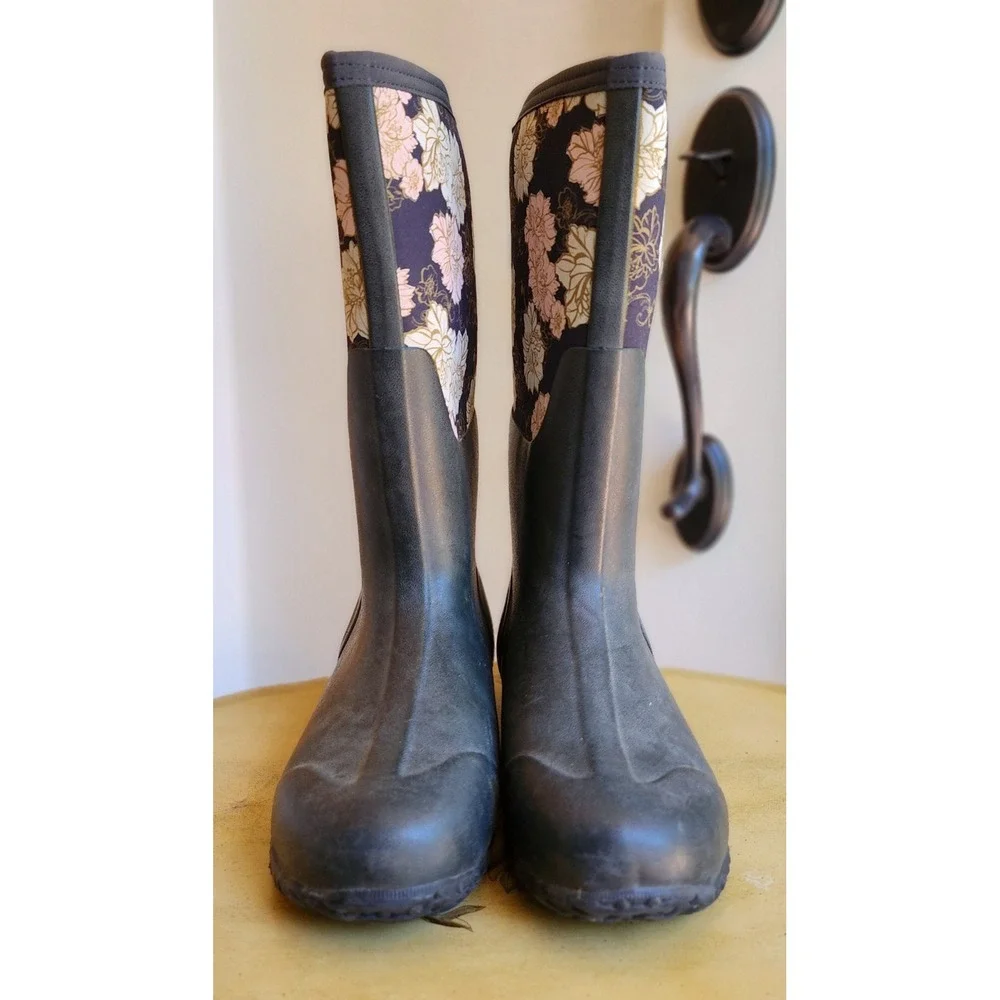 Bogs‎ US 9 Tall Floral Rain Boots Wellington Wellies Barn Chore Classic Flowers